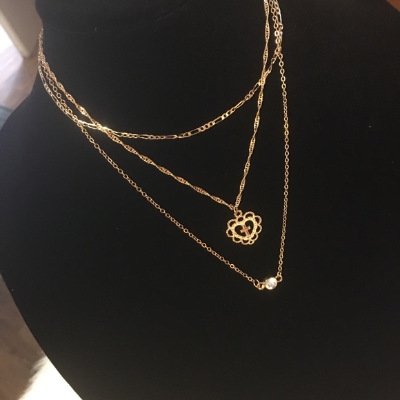 Dainty Boho Gold cross choker necklace - Picture 3 of 6